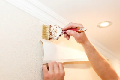 Pose de papier peint à Montoison — revêtements muraux et toiles de verre